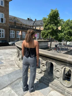 Nuna lavtaljede jeans - Grå