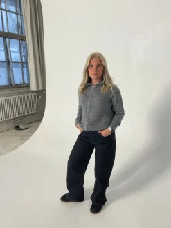 Nuna lavtaljede jeans - Sort