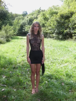 Olga minikjole med blonder - Sort