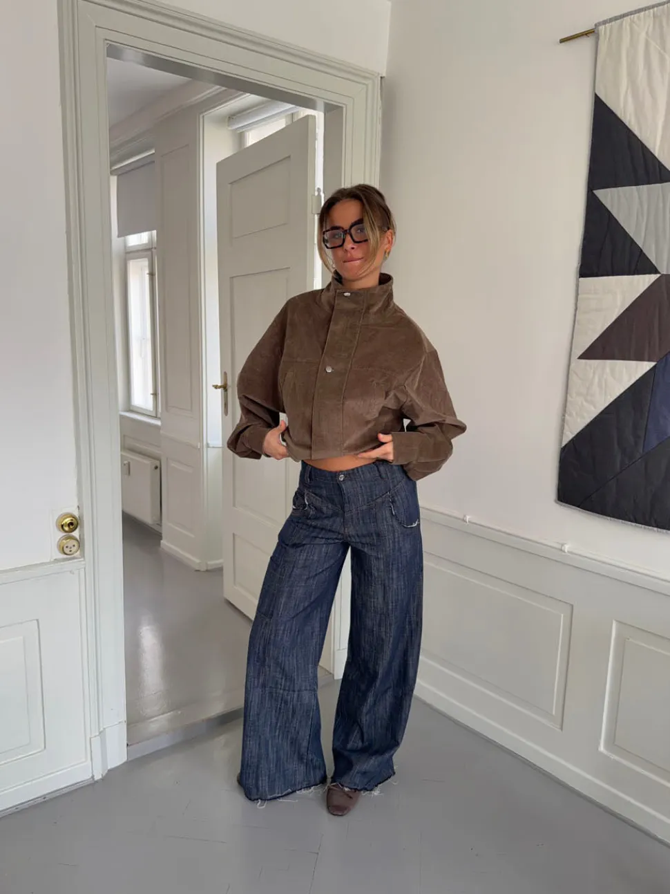 Olive jeans med detaljer - Navy