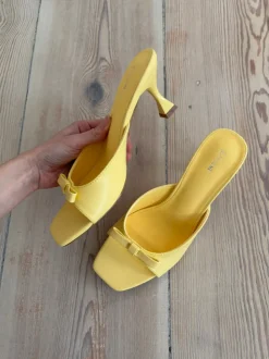 Pastella mules med sløjfe - Lysegul