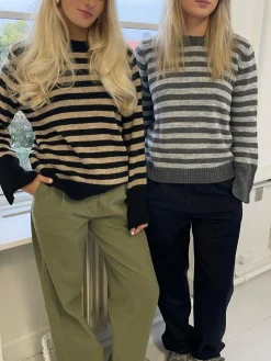 Paulina striktrøje - beige/sort