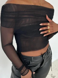 Romee mesh off-shoulder bluse