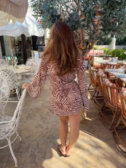 Safaria kjole med zebraprint - Off white/brun
