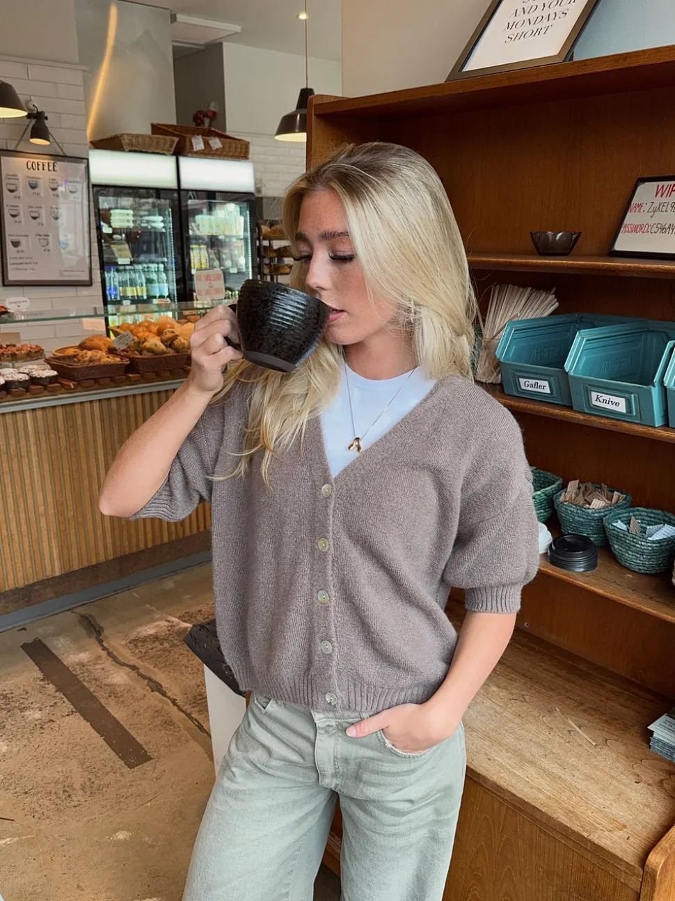 Sakura kortærmet cardigan - Brun