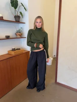 Samantha bukser med stribe detaljer - Sort/hvid
