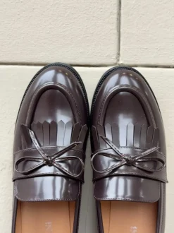 Samia loafers med detaljer - Brun