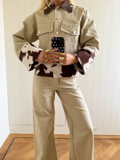 Scandivv denimjakke med koprint - Beige/brun/hvid