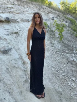 Sesia maxikjole i blonder - Sort