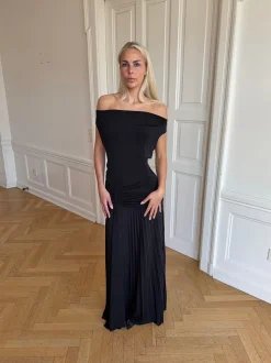 Sofia off shoulder kjole - Sort