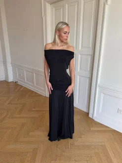 Sofia off shoulder kjole - Sort