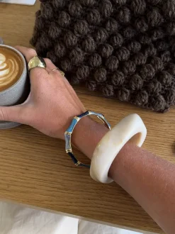 Sola armbånd med striber - Blå nuancer
