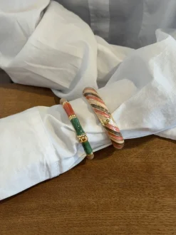 Sola armbånd med striber - Grøn/off white/brun/guld