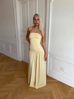 Solara kjole – Lys gul