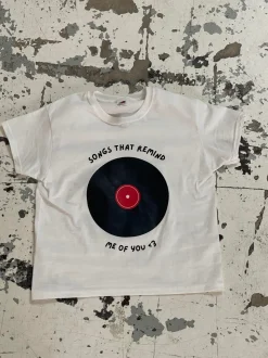 Songs that remind me baby tee - Hvid
