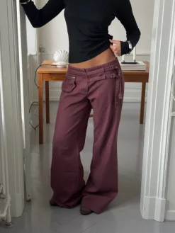 Sussa bukser med detaljer - Bordeaux