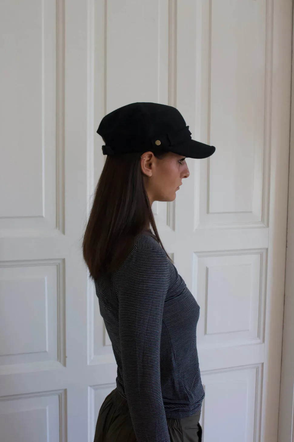 Suzy bluse med striber - Sort og grå