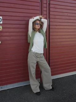 Tanija jeans med ringdetaljer - Beige