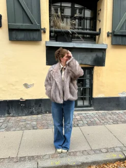 Tilla pelsjakke - Beige