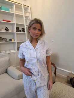 Tinna pyjamas sæt med isvafler - Blå/hvid