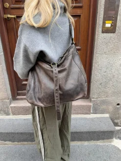 Tyra skuldertaske - Brun