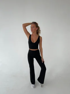 Ultimate v-neck top - Jet Black