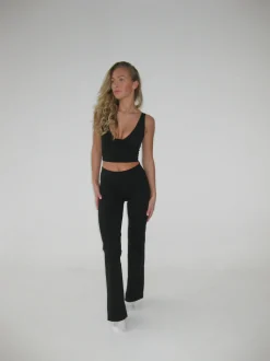 Ultimate v-neck top - Jet Black