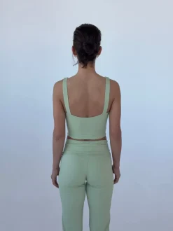 Ultimate v-neck top - Matcha