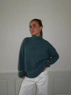 Valdamara oversized striktrøje med turtleneck - Blå