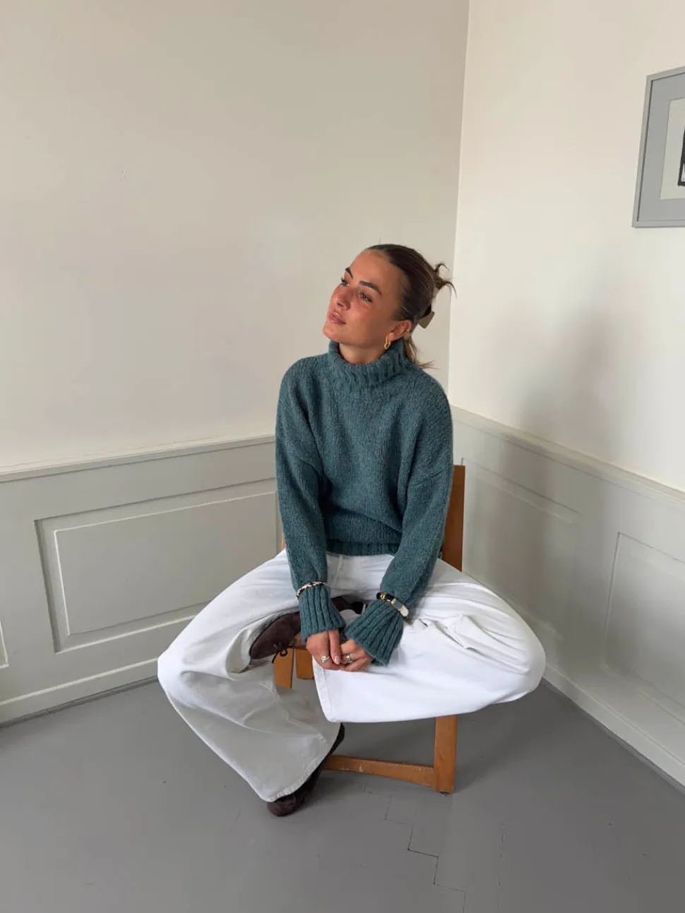 Valdamara oversized striktrøje med turtleneck - Blå