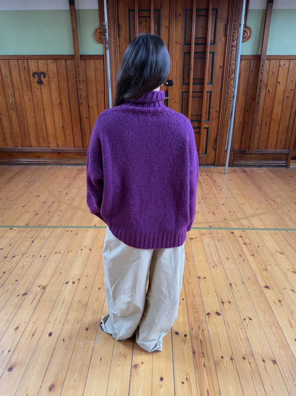 Valdamara oversized striktrøje med turtleneck - Lilla