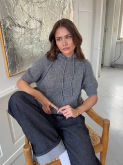Vanja strikket hoodie - Grå