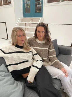 Vittoria striktrøje med striber - Sort/off white