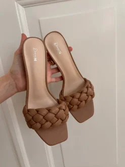 Yasmin mules med flet - Beige