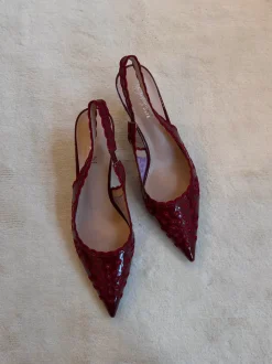 Ydun slingback hæle med detaljer - Rød