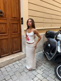 Zeina top med blomst - Hvid/lyserød