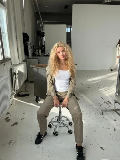 Zuri skjorte med striber - Kaki/beige